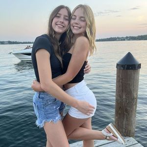 Meet your Posher, Emerson